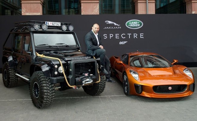 jaguar-land-rover-bond-cars-spectre_11.jpg