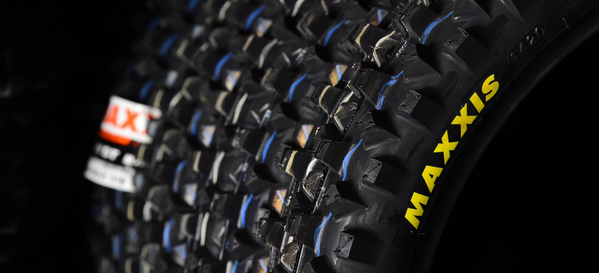 moto-banner_MZ12486