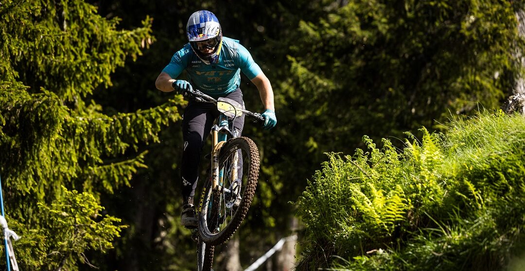 Richie sending it