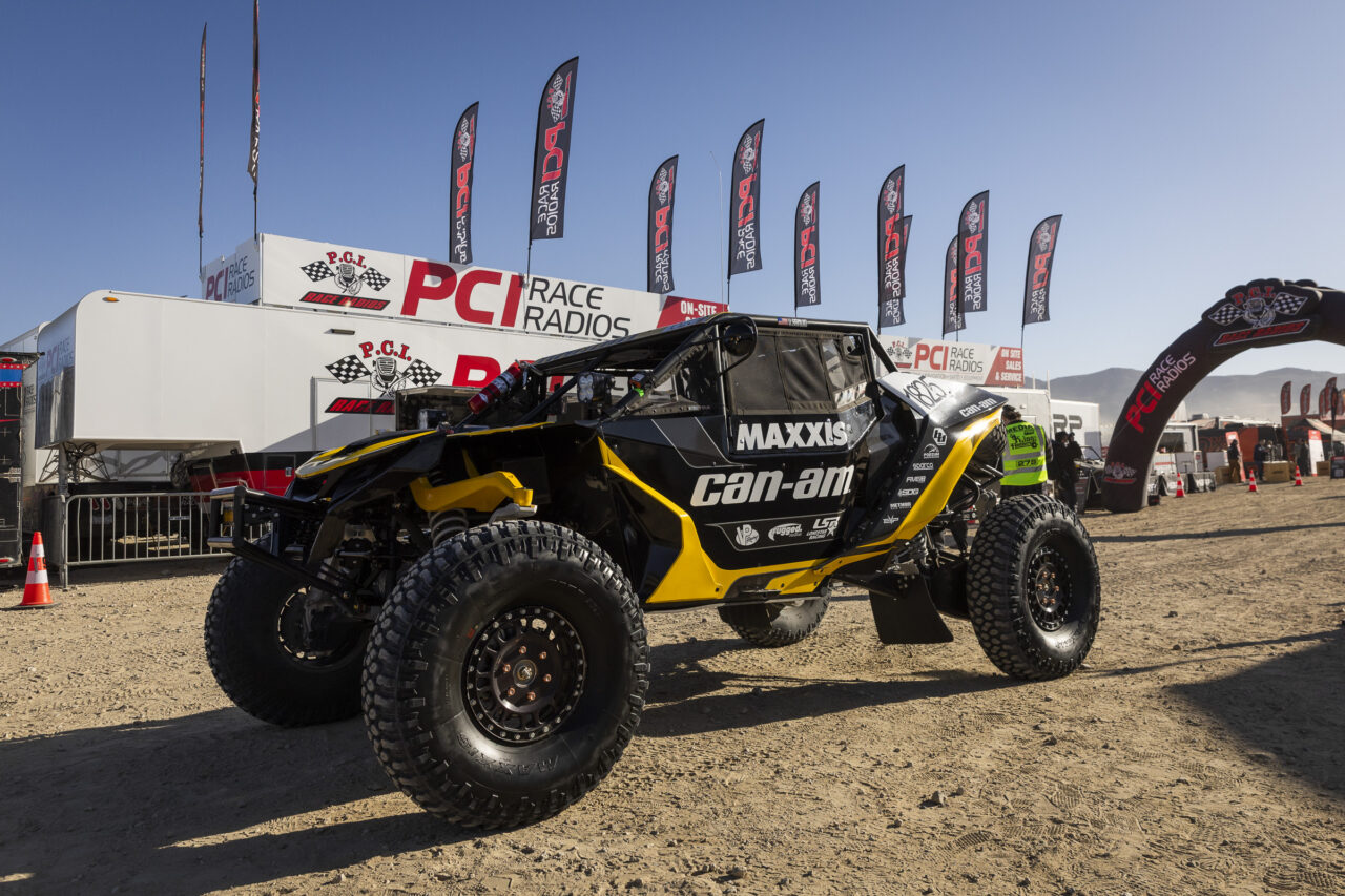 Vito Ranuio's SxS preppeed and rolling through Hammertown pits to tech.