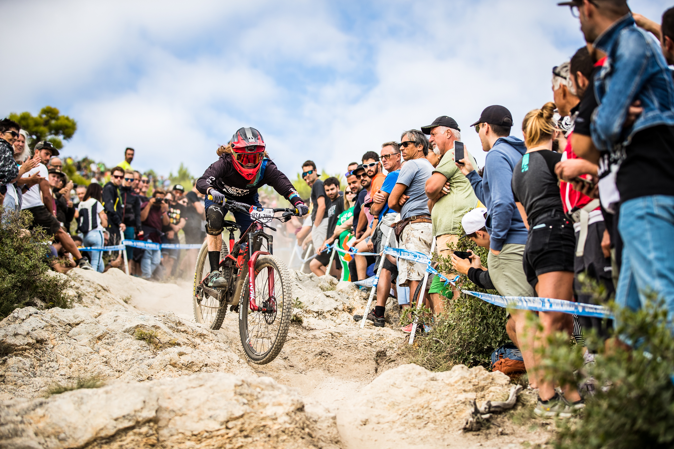 Anna Newkirk rallys through the spectator section.