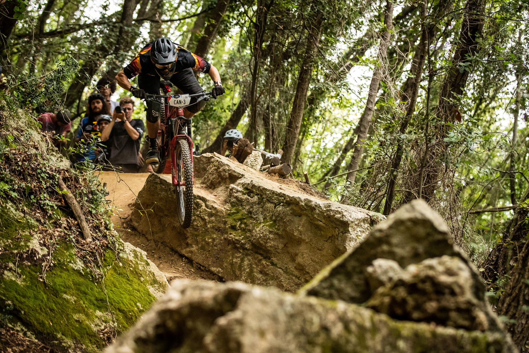 Rhys Verner was the third man representing Canada and managed to stay on the Rocky Mountain teams heels