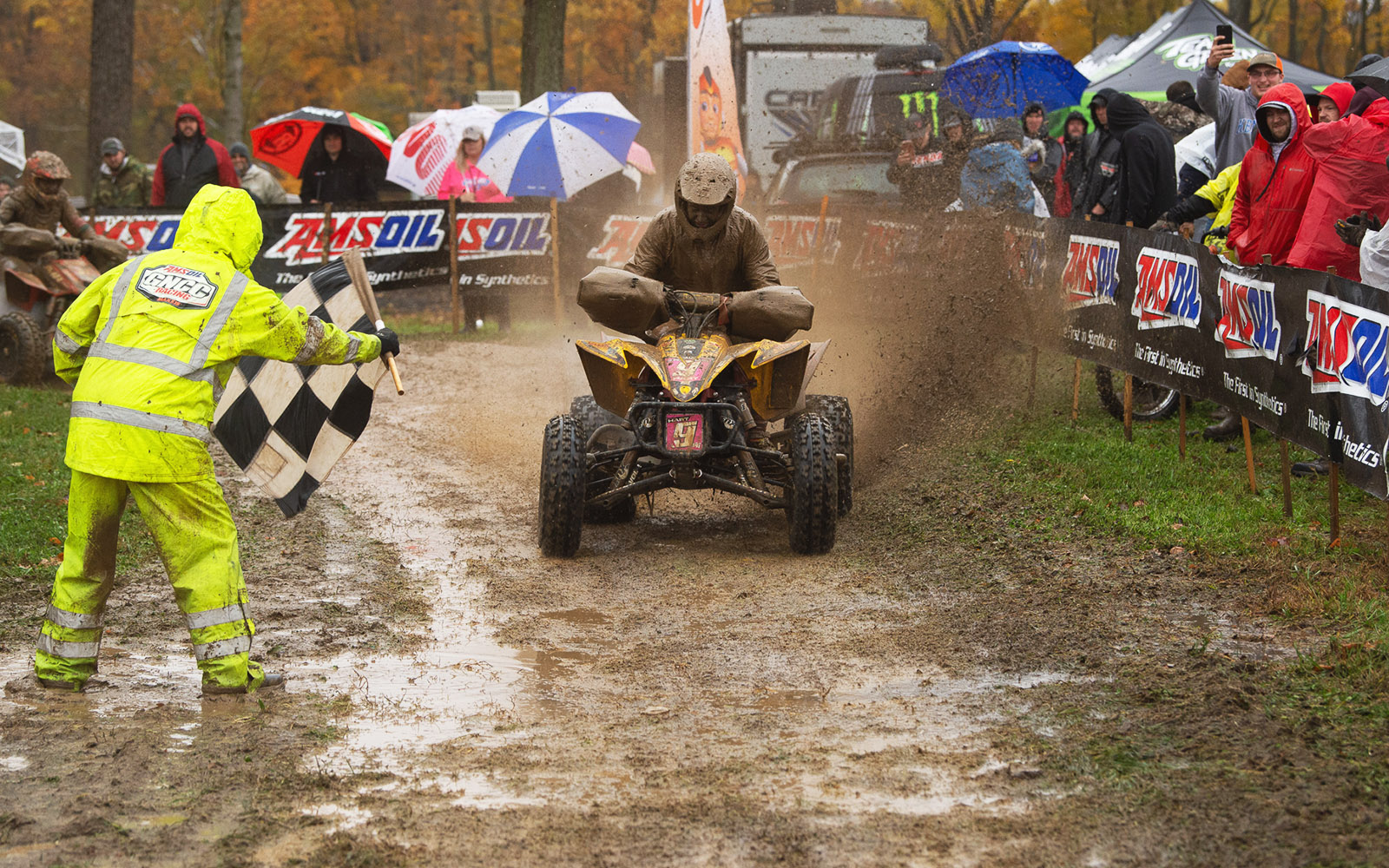 Hunter Hart takes the win