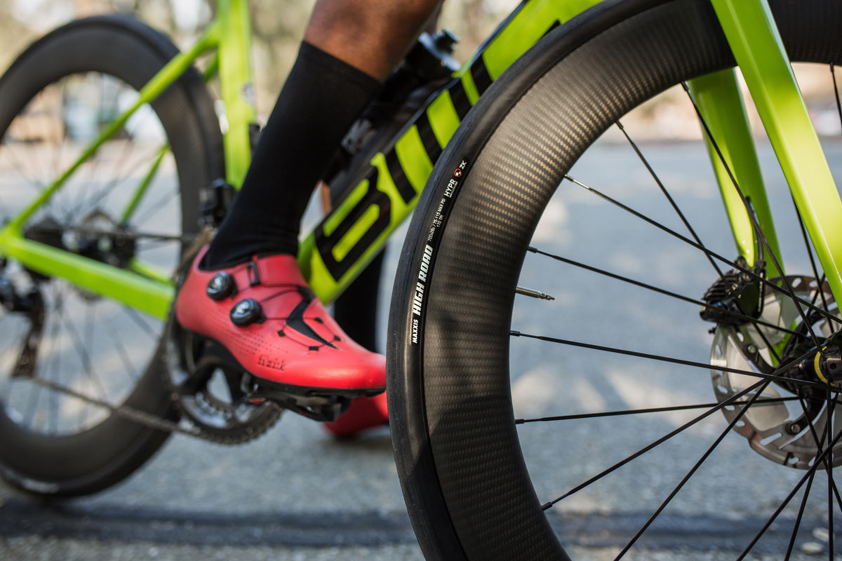 Close up of the Maxxis High Road tire