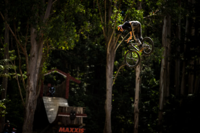 Emil performing a 360