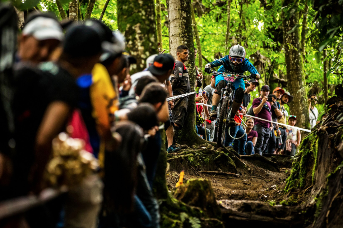 Canyon EWS racer