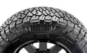 Maxxis RAZR AT tire
