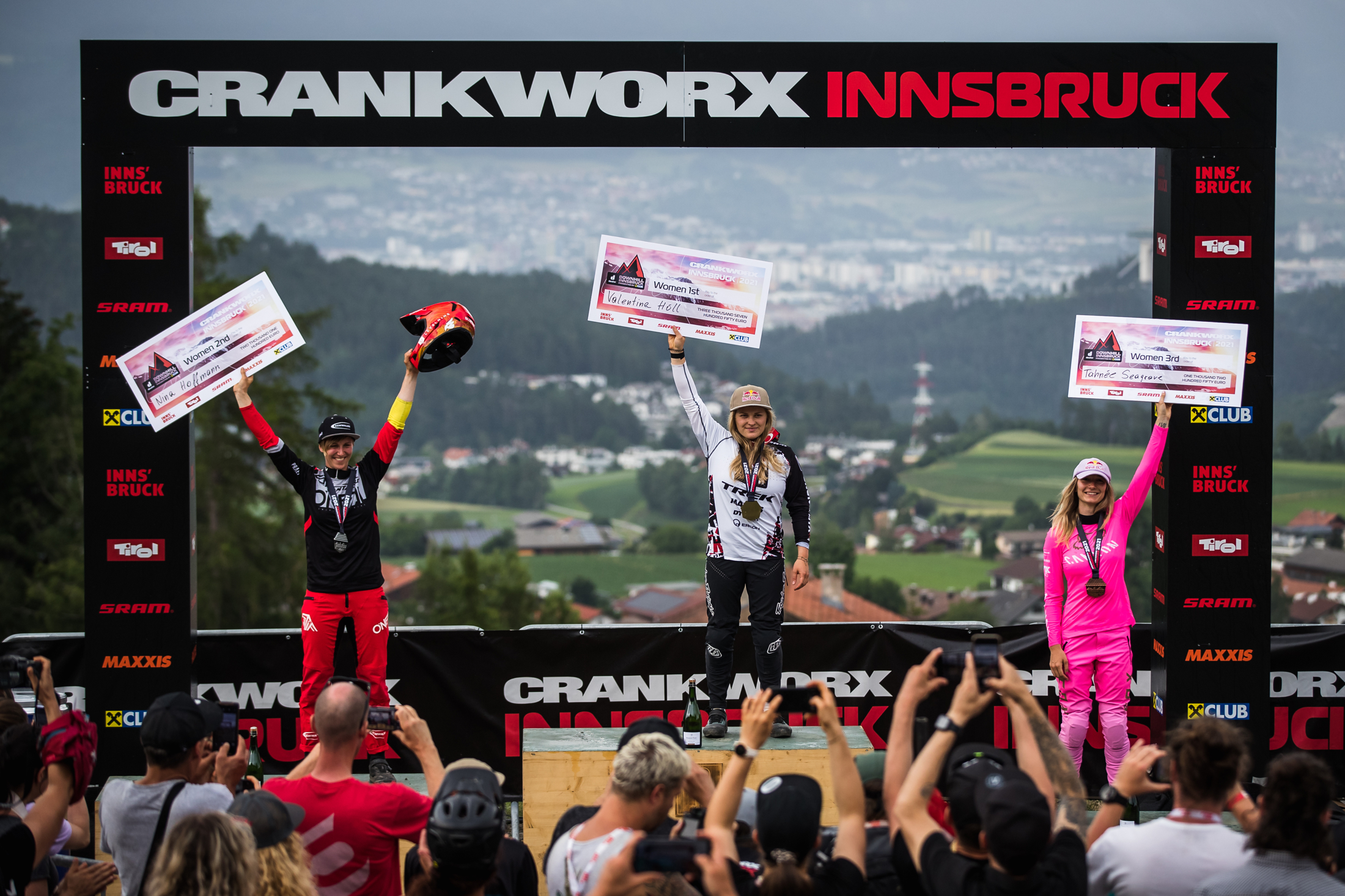 Women's elite podium