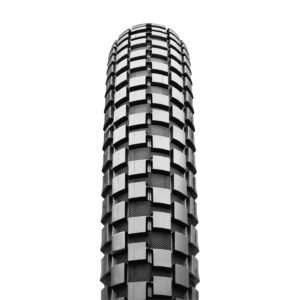 Maxxis Holy Roller bicycle tire tread