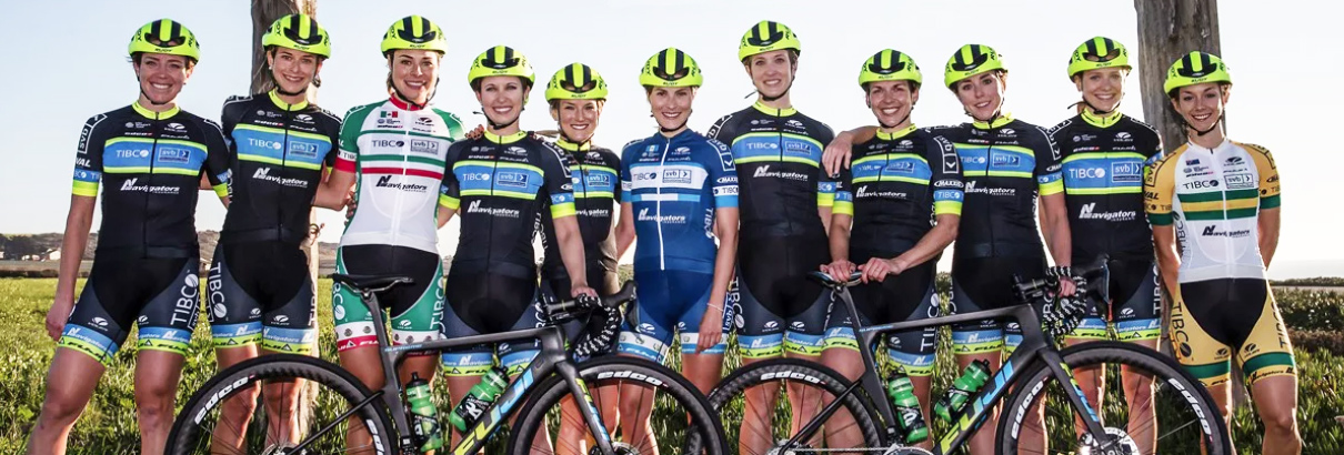 Road teams pose in Cali road race