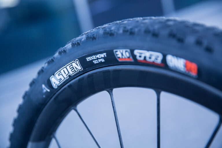 Maxxis Aspen close up