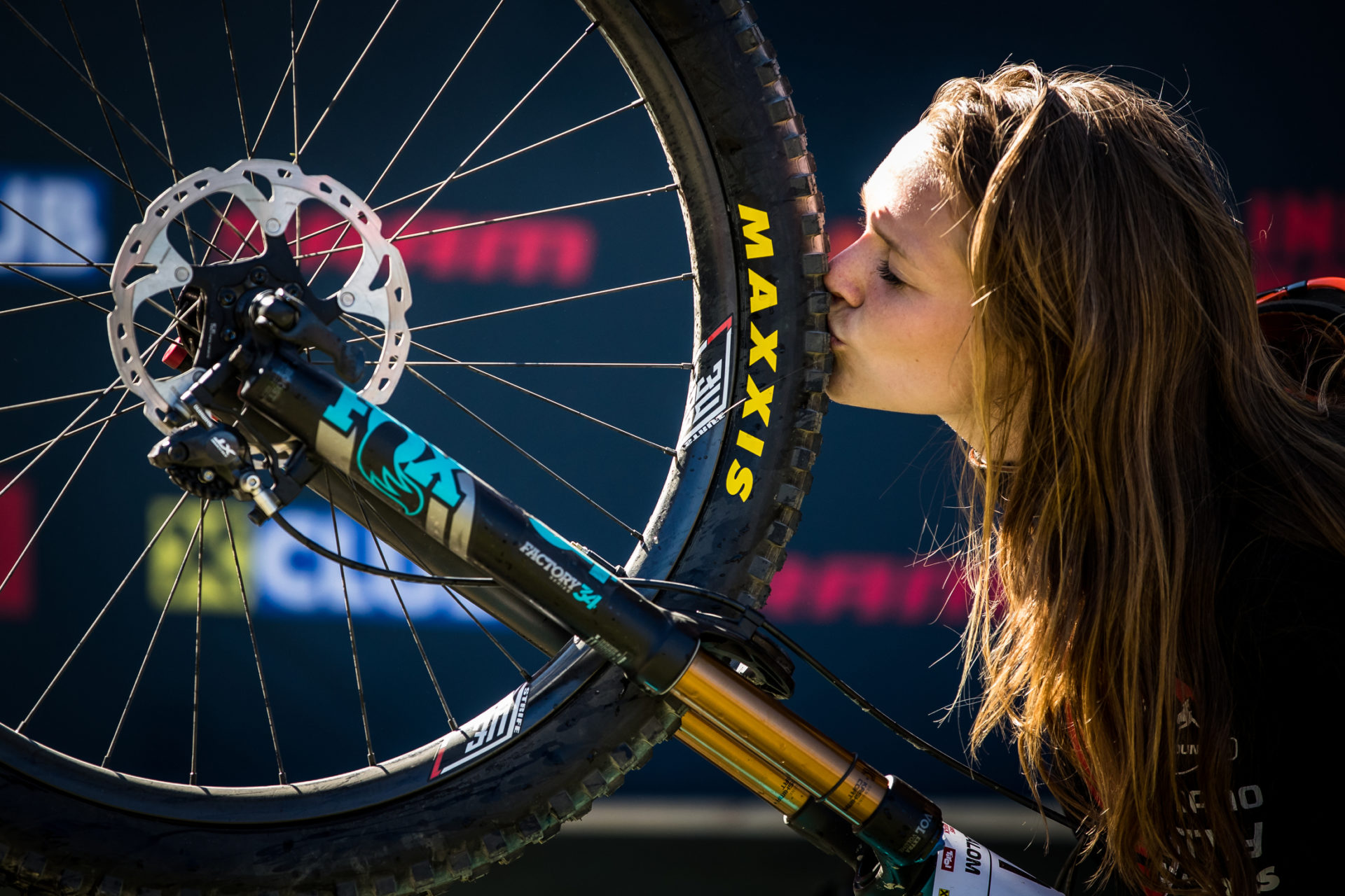 Verbeeck kissing her Maxxis tire