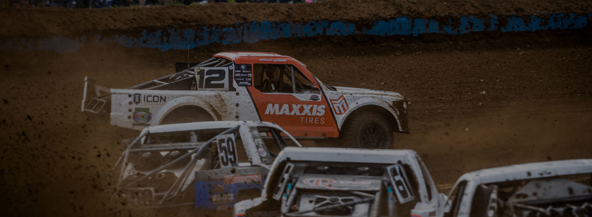 Brock Heger kicking up dust at Crandon 2021