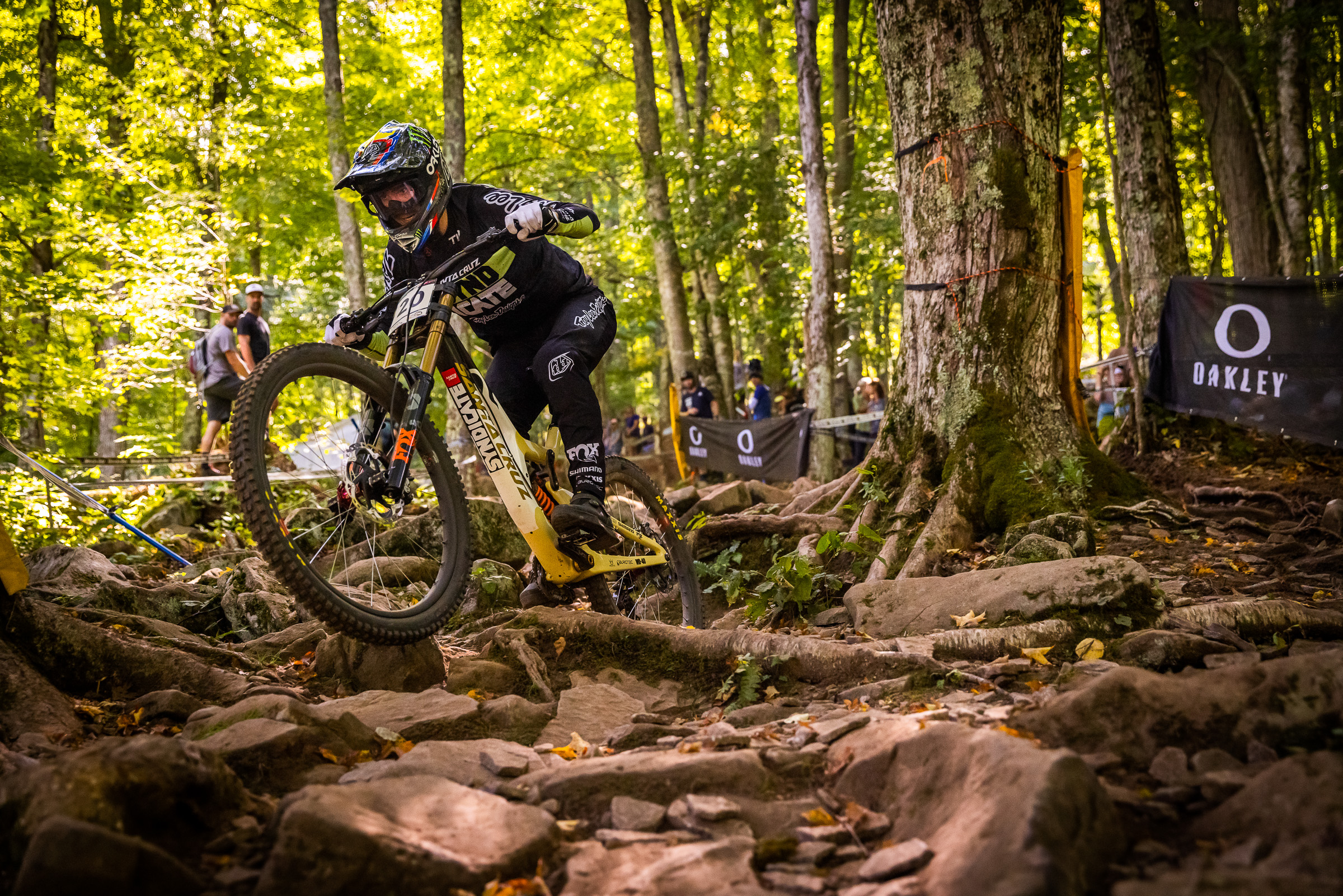 Syndicate rider going through rock garden