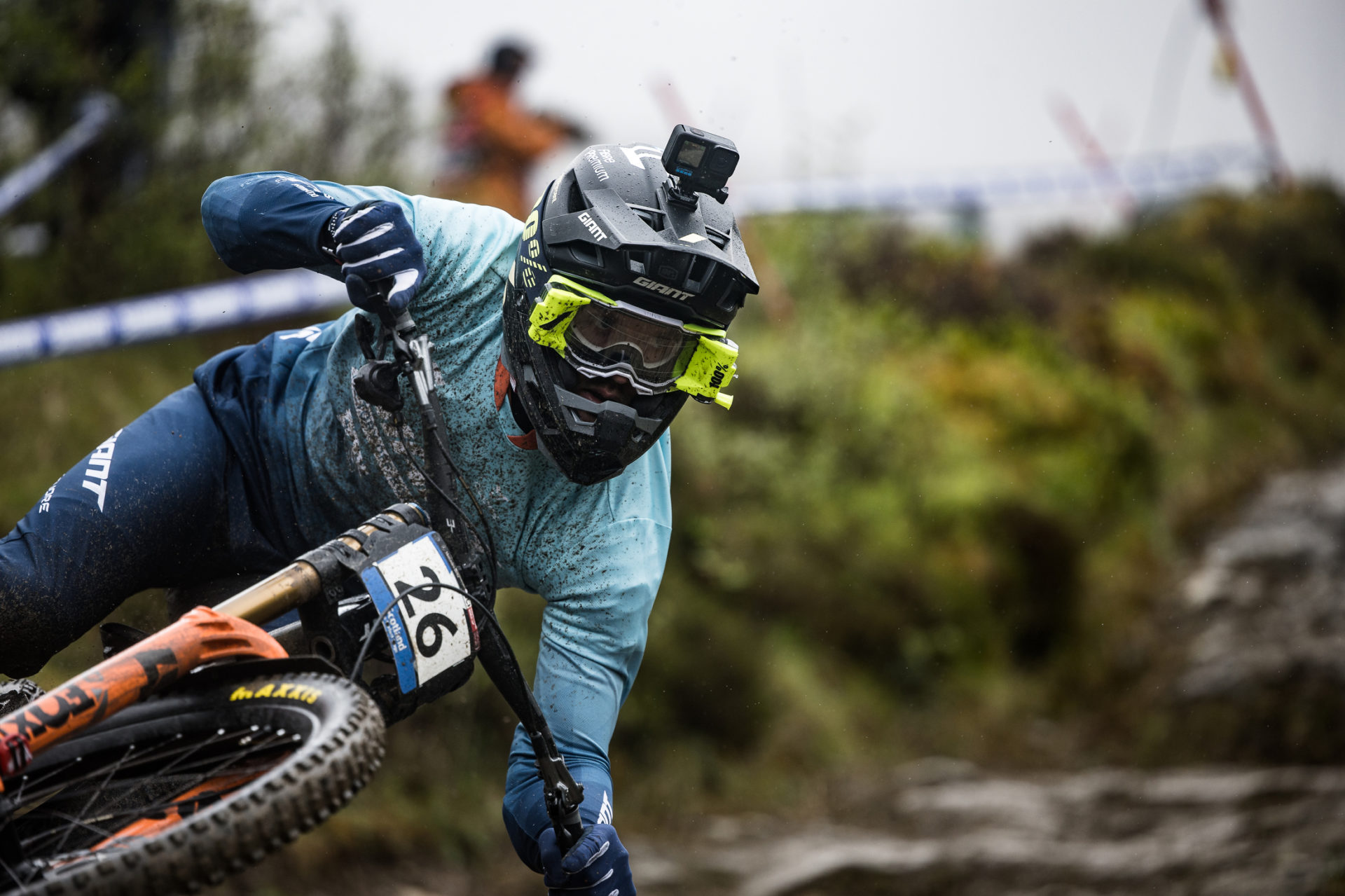 Giant Factory racer staring down the Fort William course