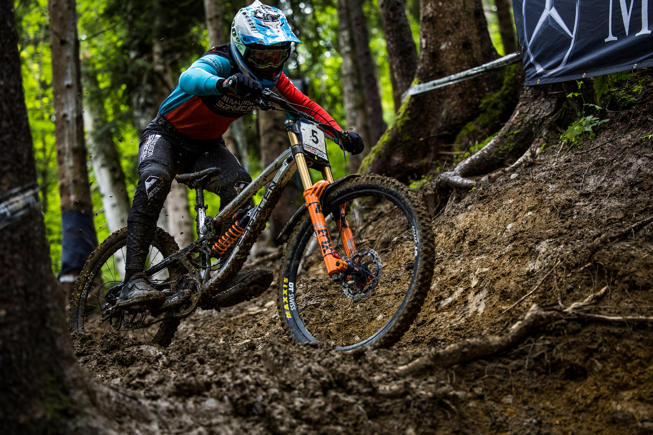 Matt Walker getting his first World Cup win on a muddy Leogang course