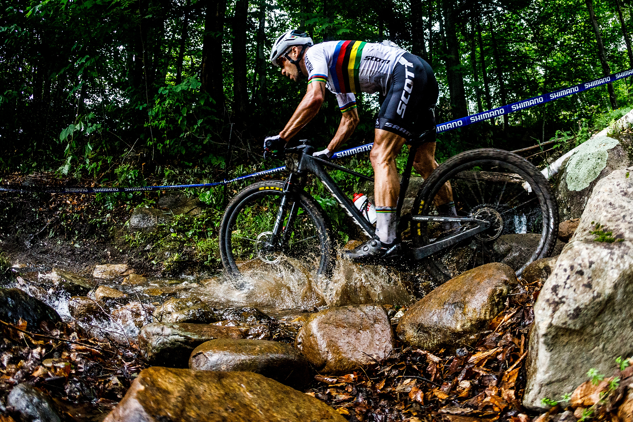 Nino traversing a wet MSA course