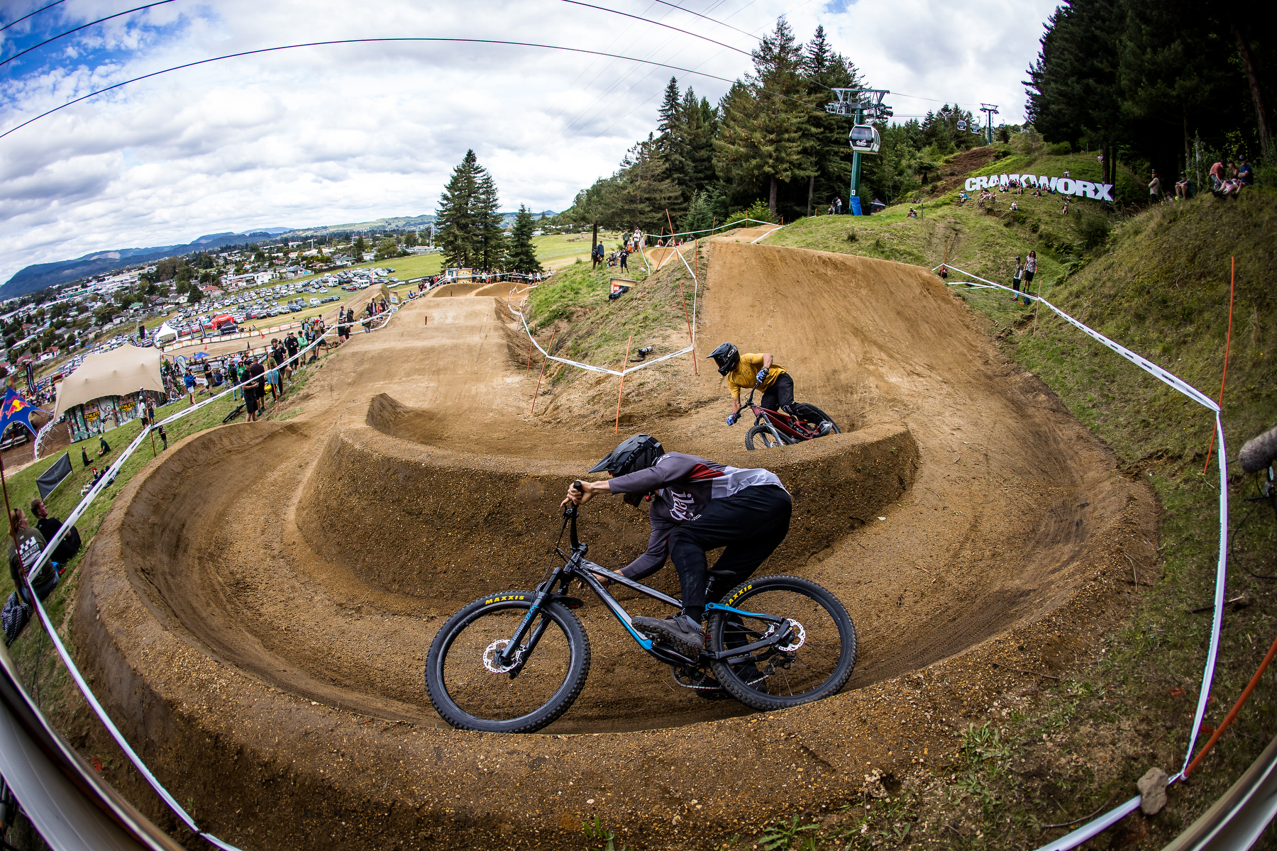 Bas rounding a pump track corner