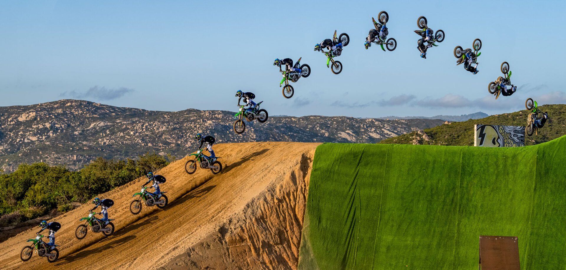 AXELL-MAXXIS-SEQUENCE-banner