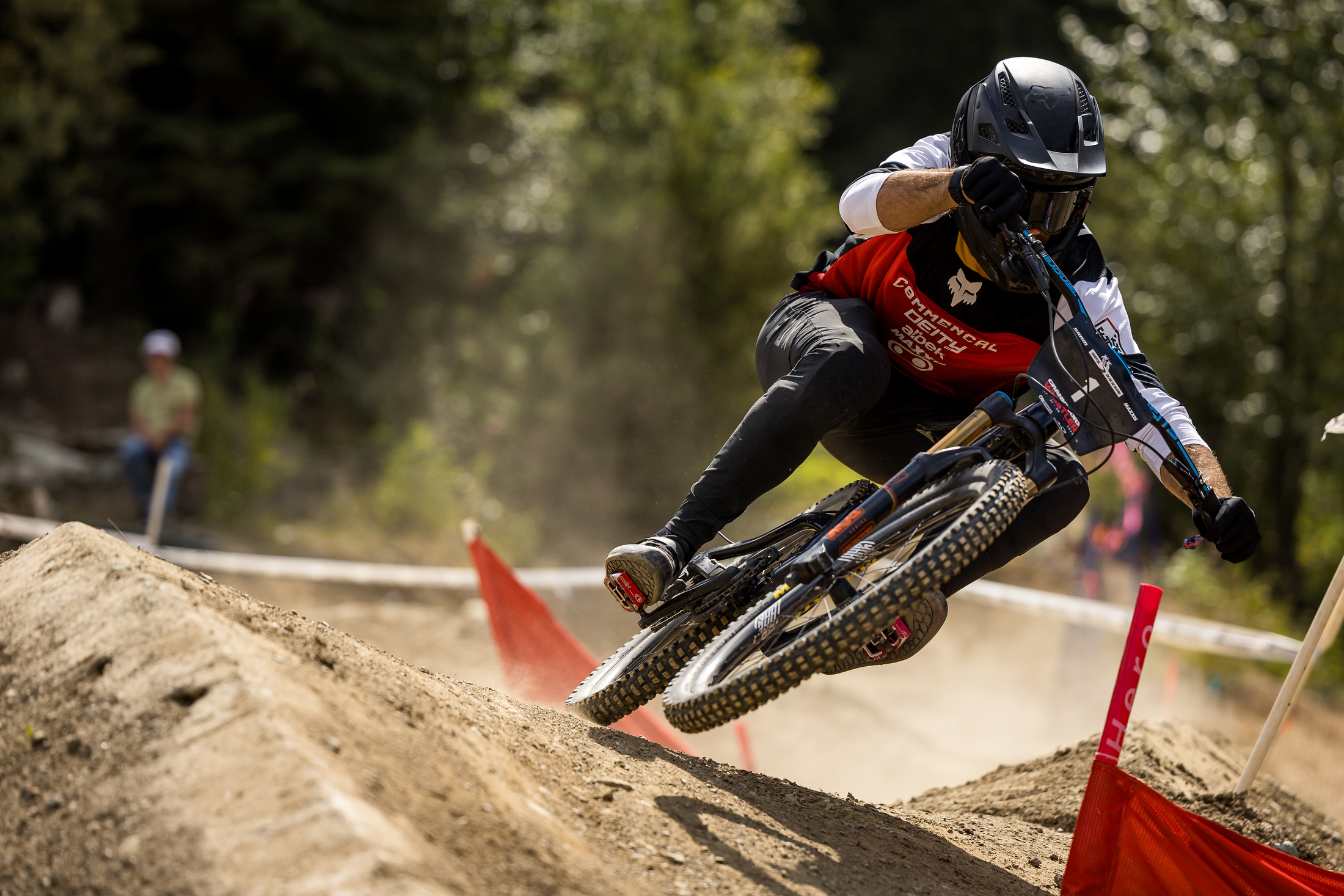 Frew racing to a gold medal in dual slalom