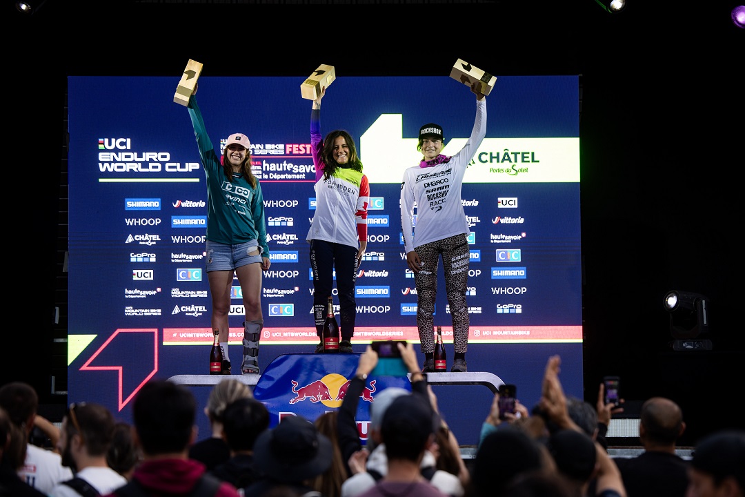 Chatel U21 Women's podium