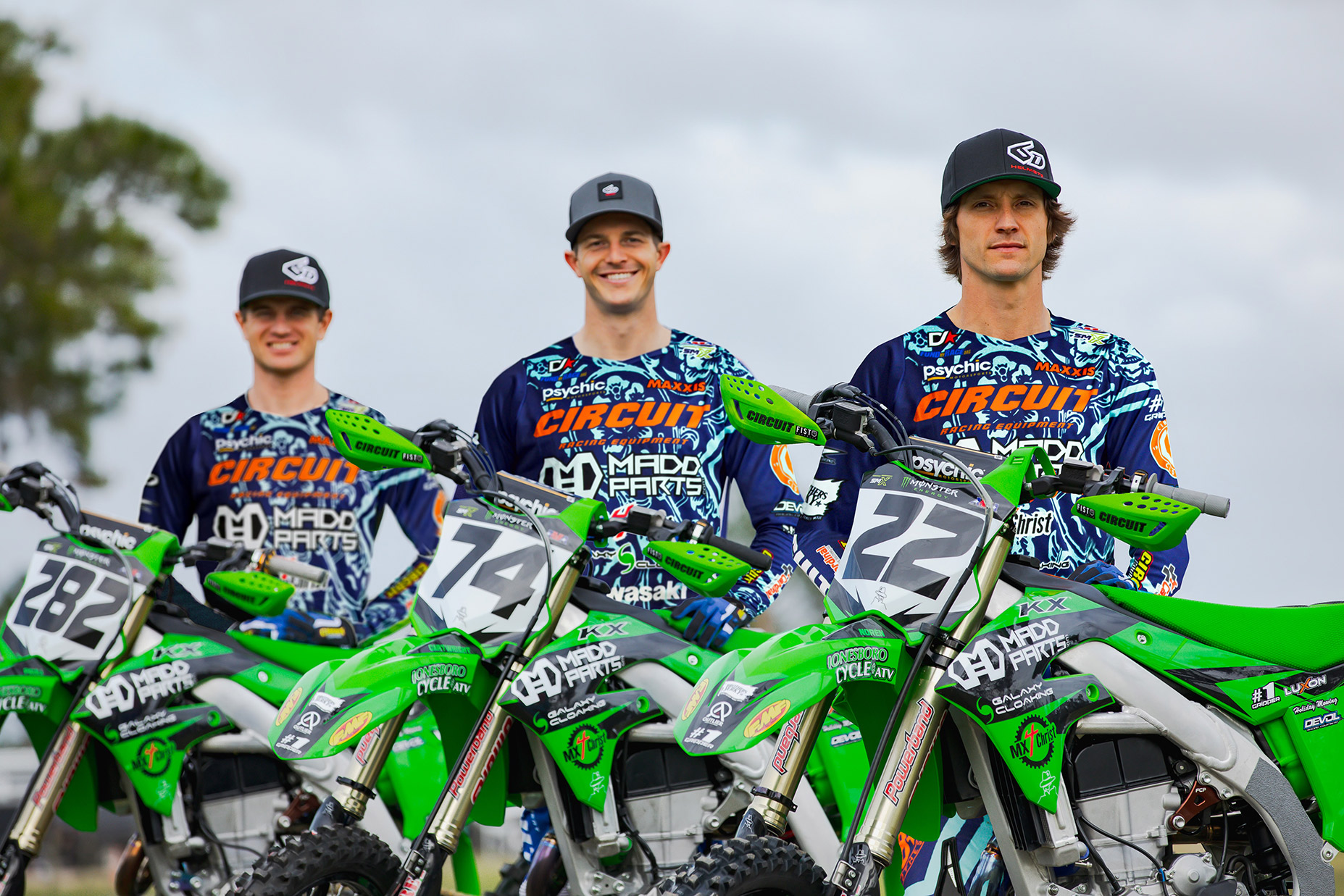 MaddParts.com Kawasaki race team.