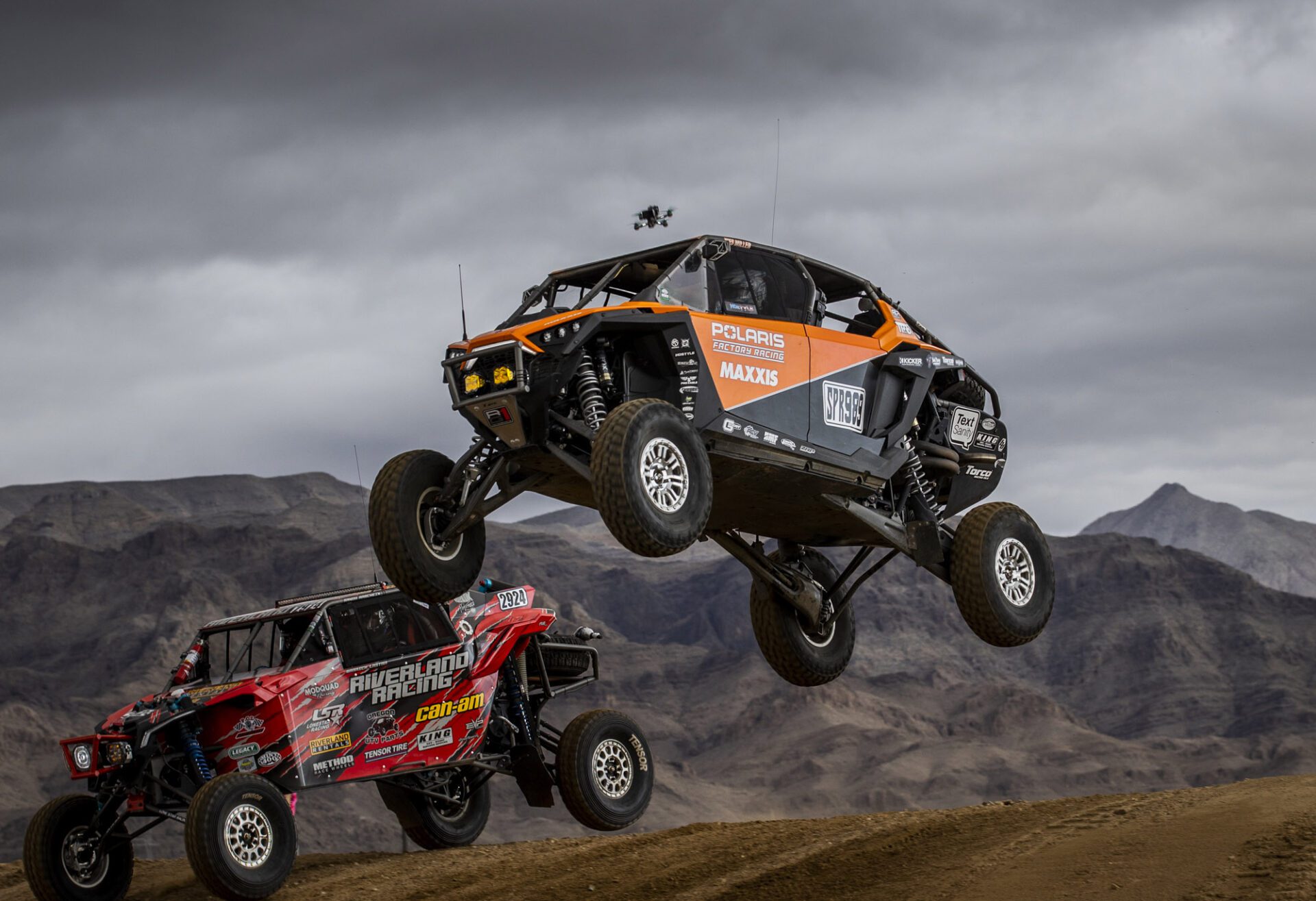SxS catching air