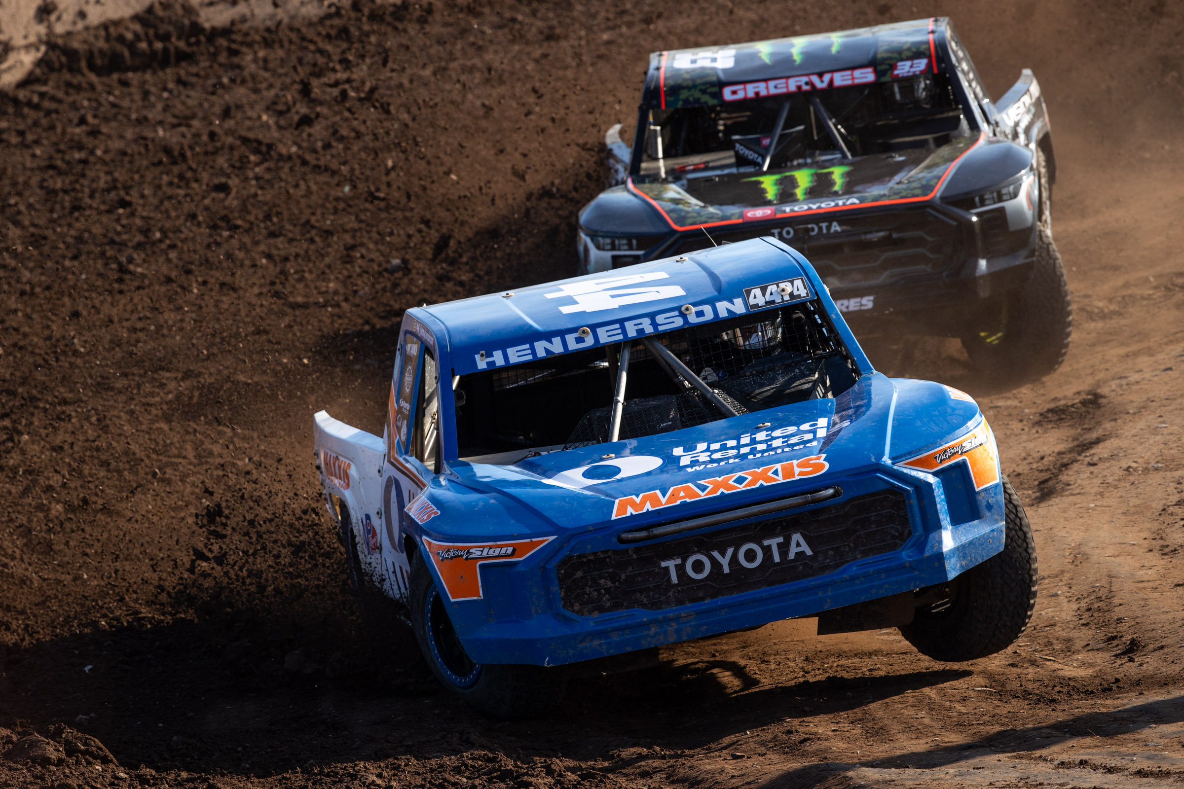 Henderson leading CJ Greaves out of a trun on Friday qualifying.
