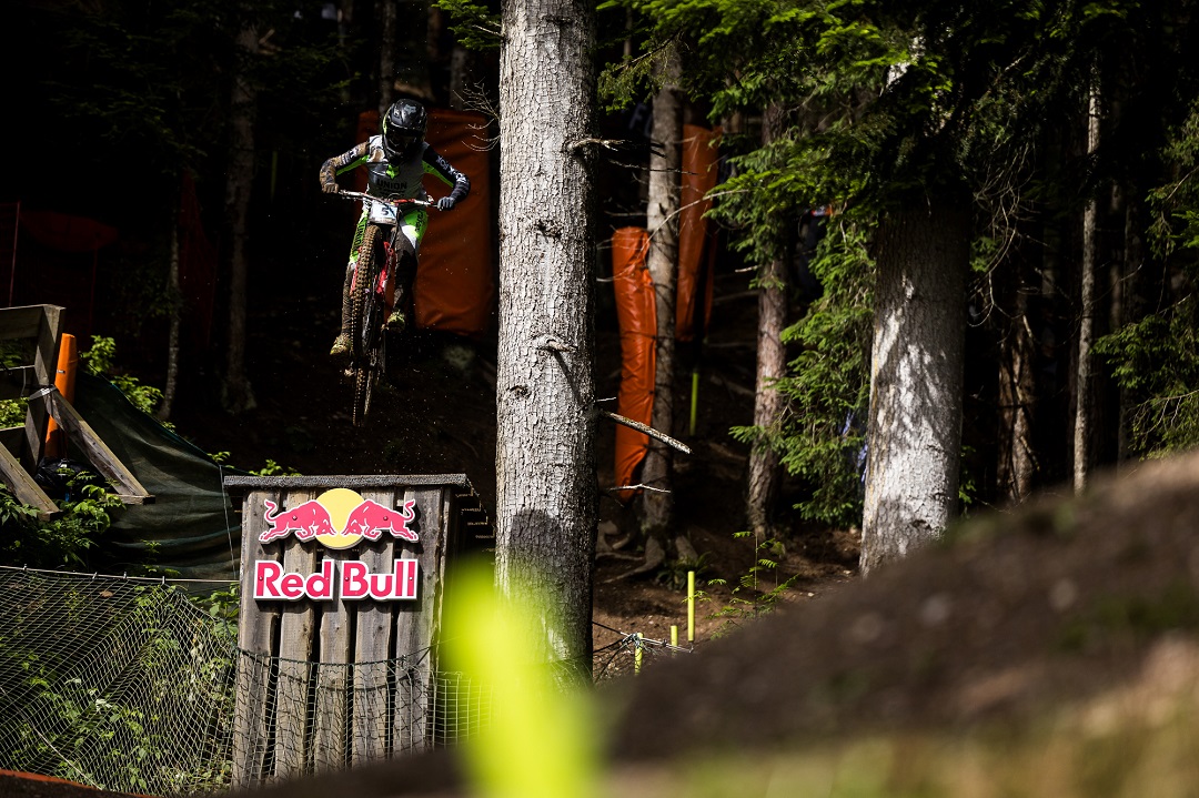 Elli sending the red bull gap