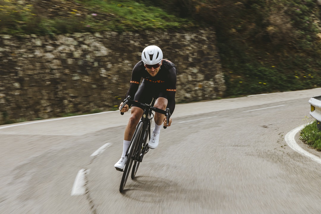 Jordi cornering