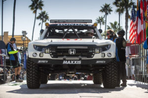 Maxxis sponsored honda ridgeline from front