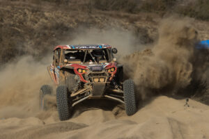 maxxis sponsored car in race