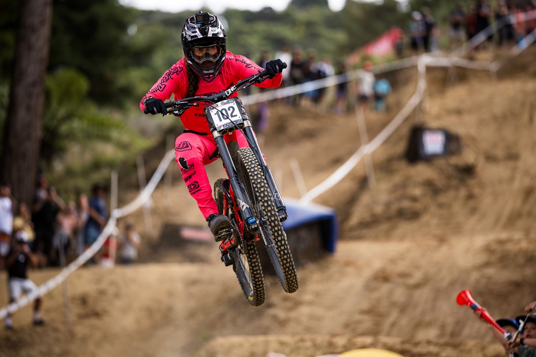 Louise sending it