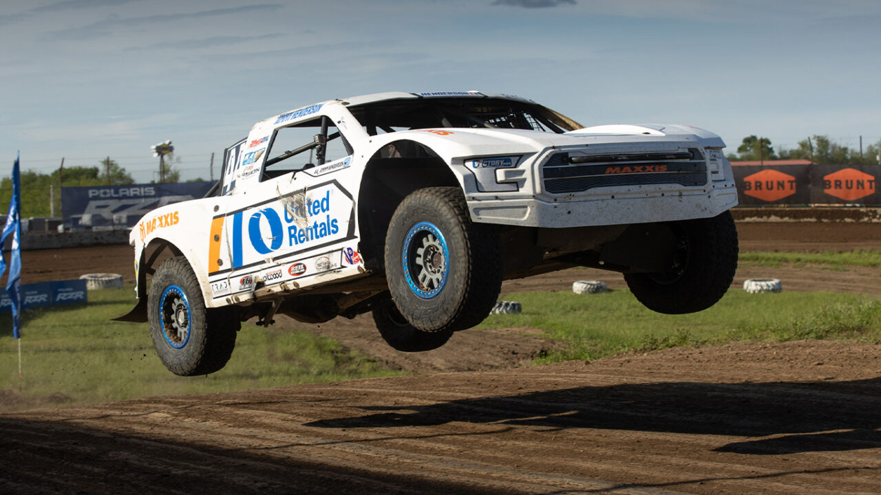 Maxxis athlete at CHAMP offroad
