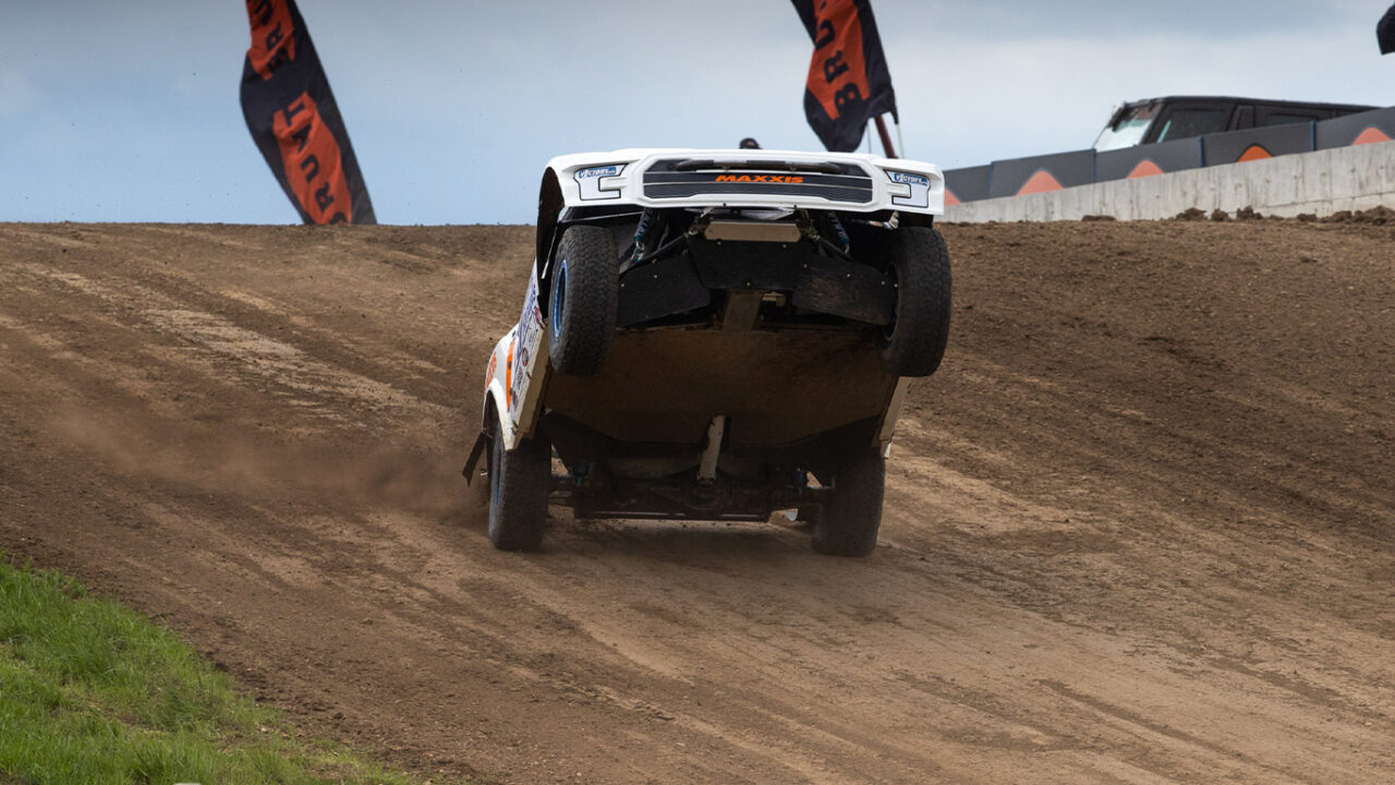 Maxxis athlete at CHAMP offroad
