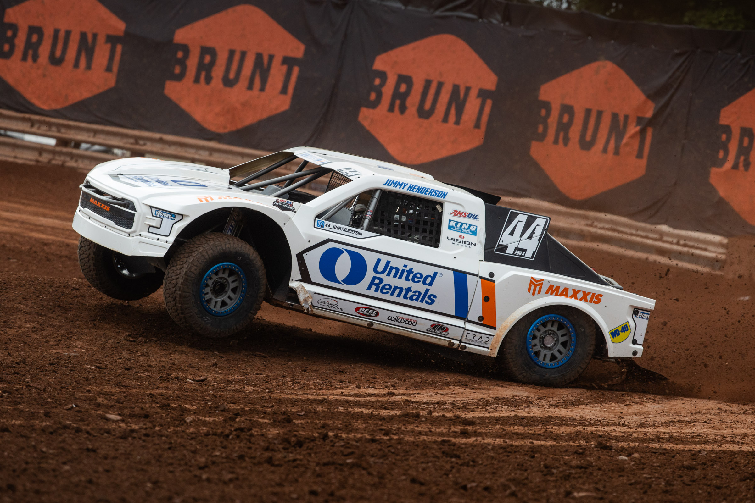 Maxxis athlete Henderson in his Pro 4 car