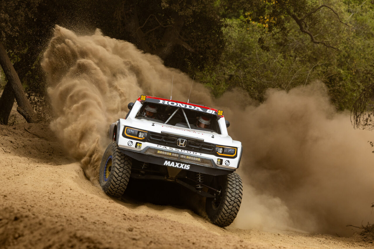 Dust cloud from Maxxis sponsored driver