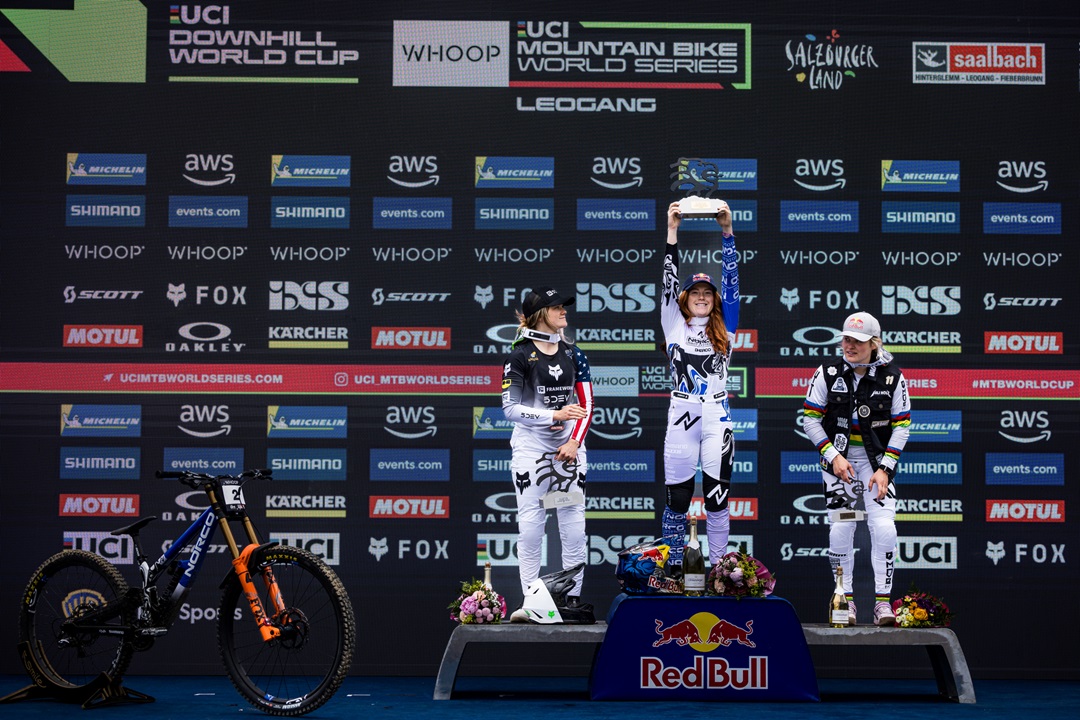 Elite womens podium